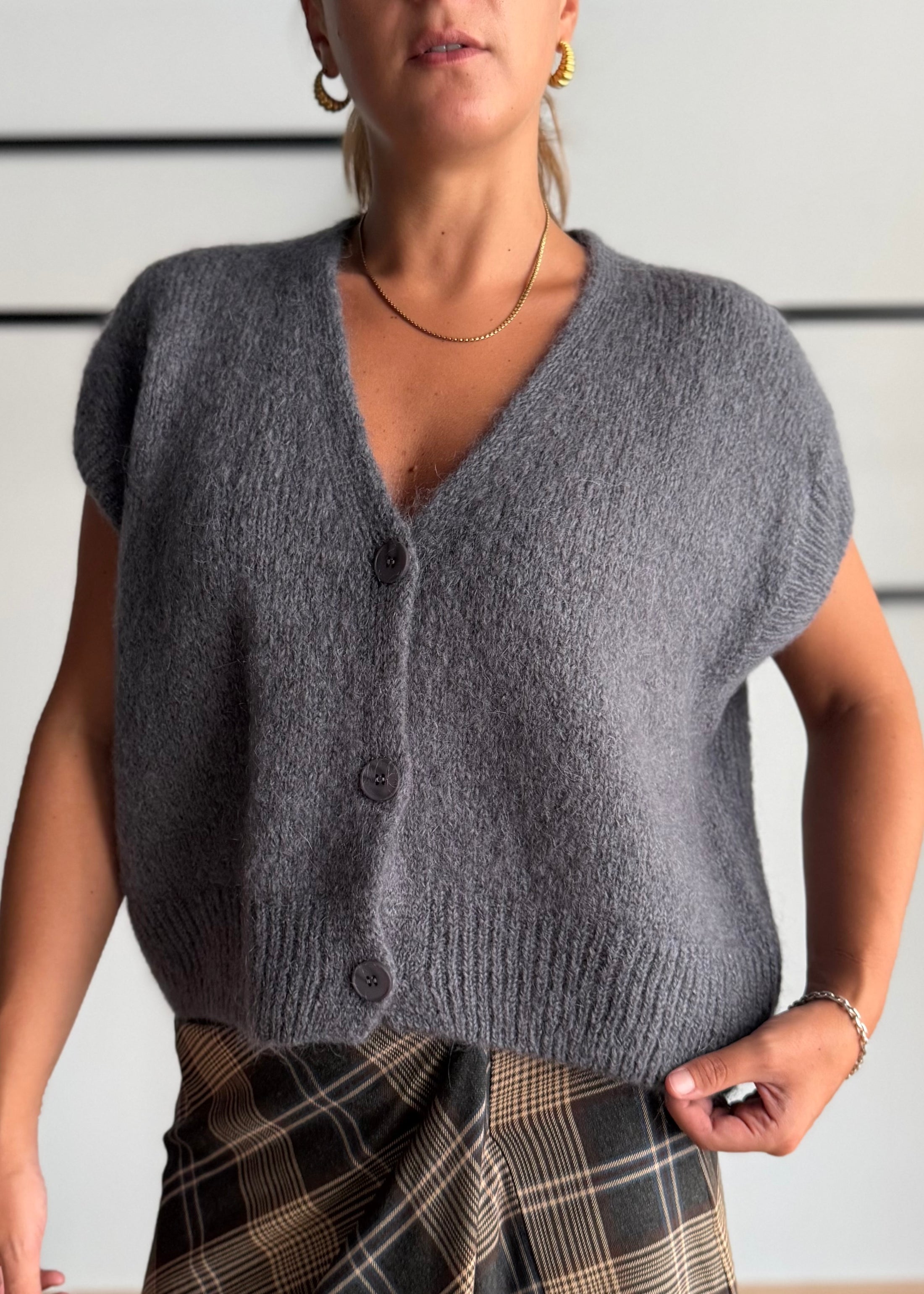 Gilet piombo in maglia soft con bottoni - PHILIALOFT