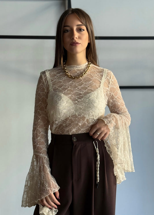 Blusa in pizzo con maniche a campana - PHILIALOFT