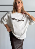 Carica l'immagine nel visualizzatore della galleria, T-shirt over bianca content creator - KONTATTO
