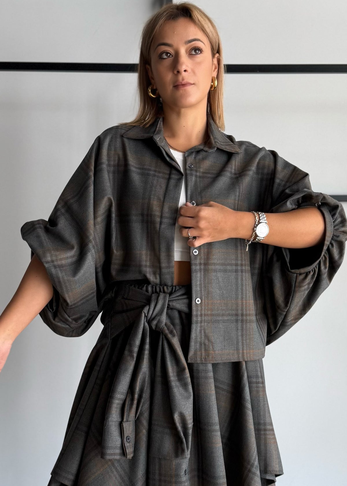 Camicia over a quadri