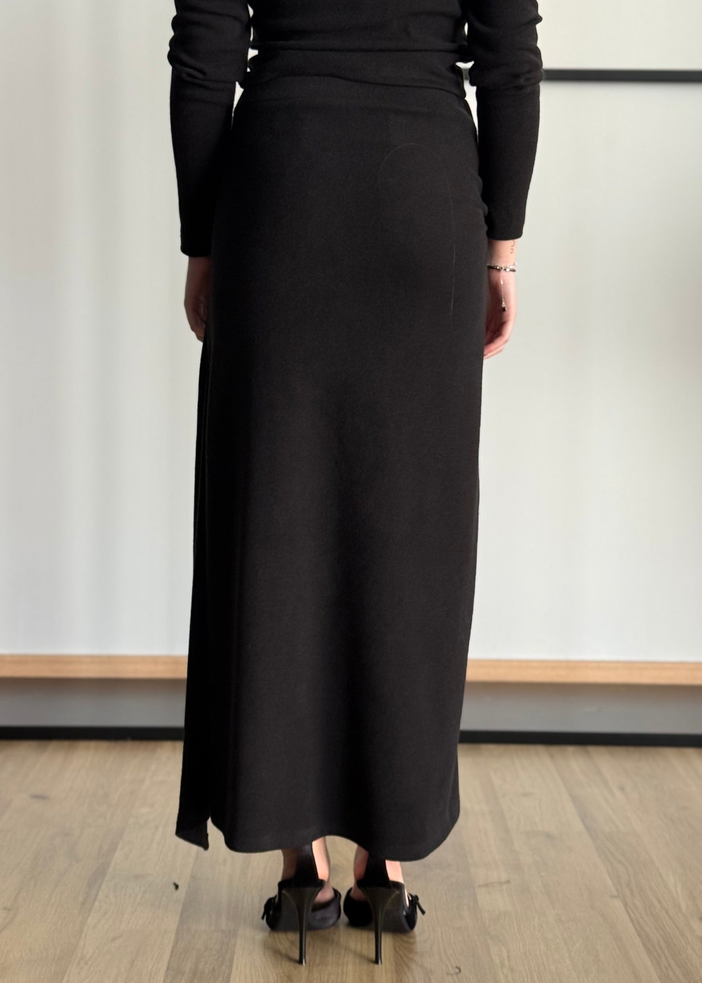 Gonna PHILIALOFT con accessorio oro