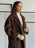 Carica l'immagine nel visualizzatore della galleria, Cappotto E-WOMAN con cintura
