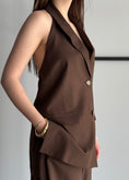 Carica l'immagine nel visualizzatore della galleria, Gilet ZAHJR scollo halter
