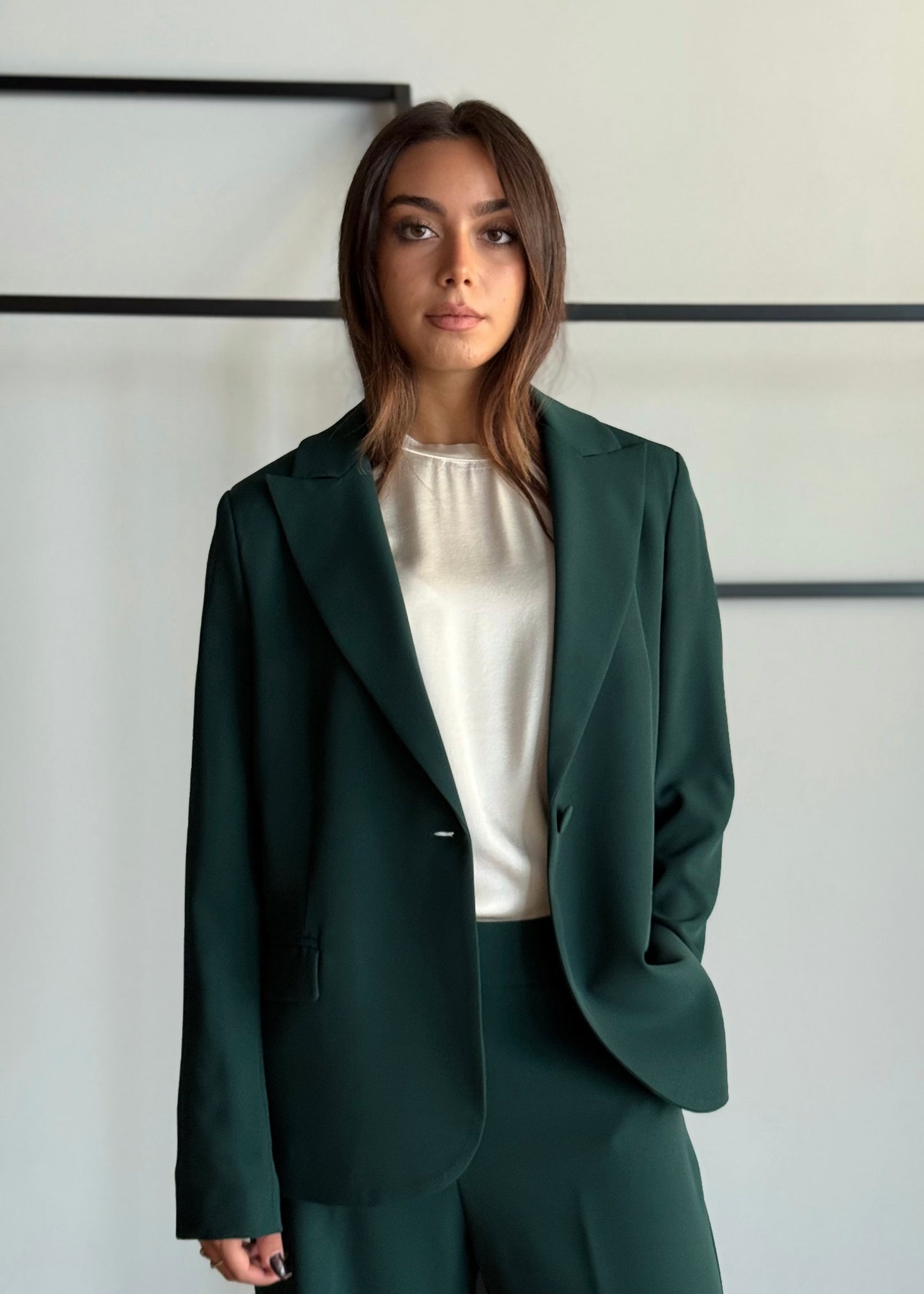 Tailleur giacca e pantalone -KONTATTO