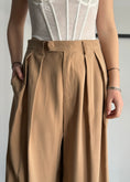 Carica l'immagine nel visualizzatore della galleria, Pantalone ZAHJR con pinces
