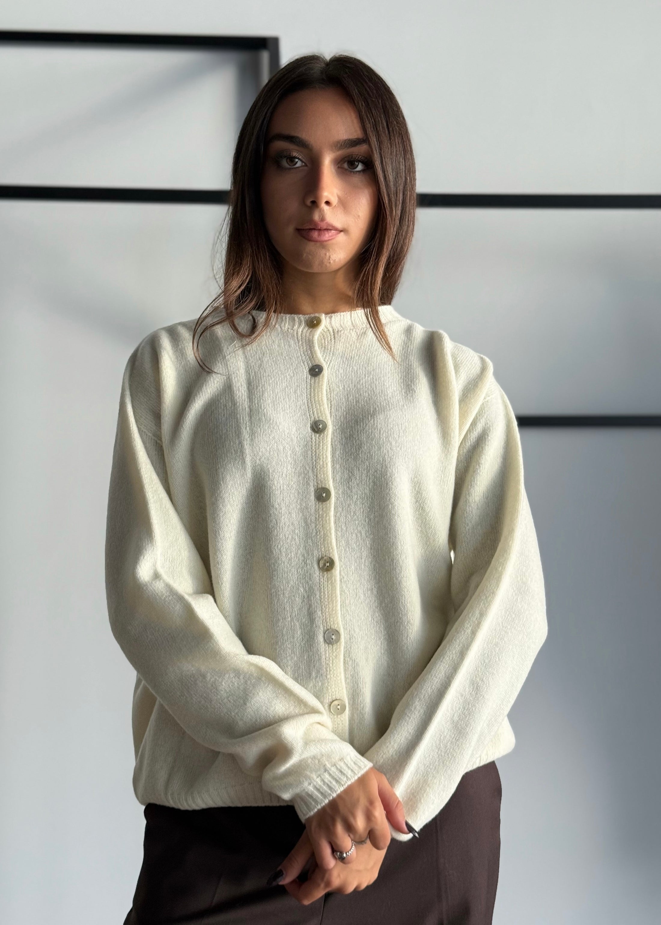 Cardigan corto in maglia -KONTATTO