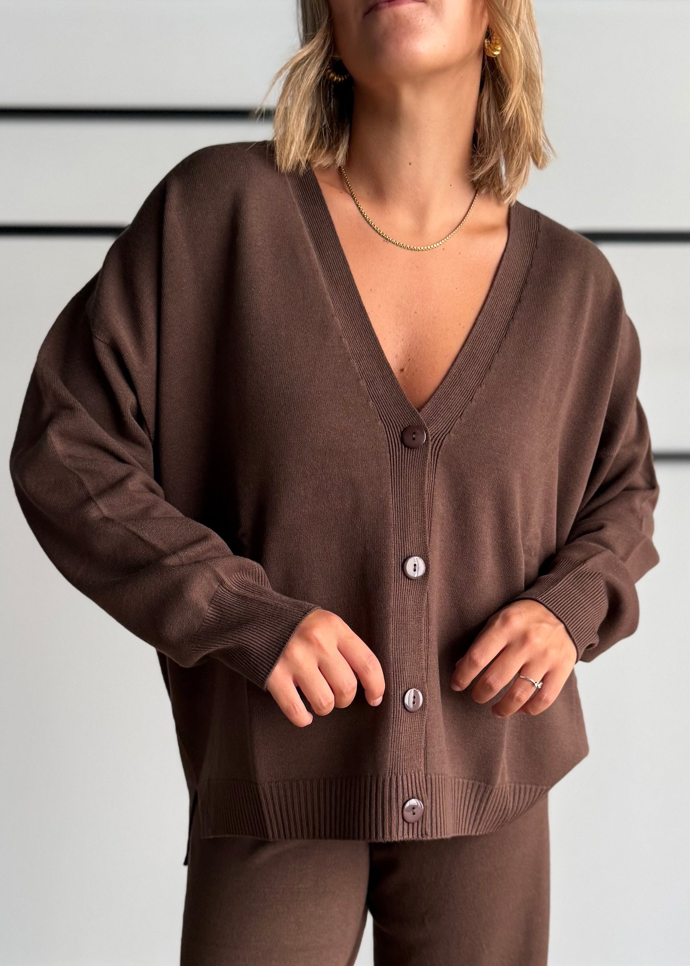 Cardigan over con bottoni moro - KONTATTO