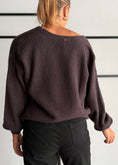 Carica l'immagine nel visualizzatore della galleria, Cardigan moro over fluffy - PHILIALOFT
