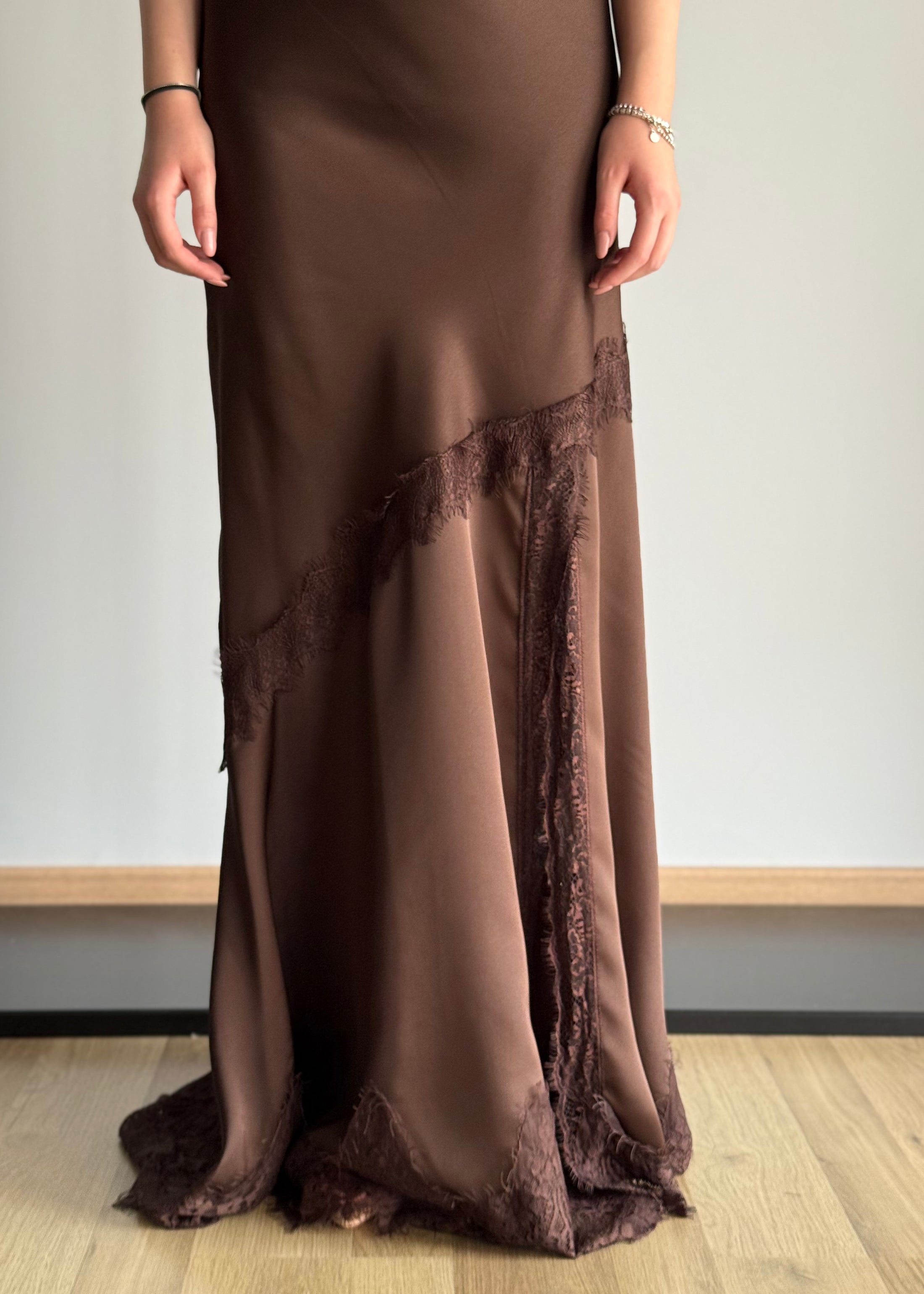 Abito lungo satin ZAHJR moro con pizzo