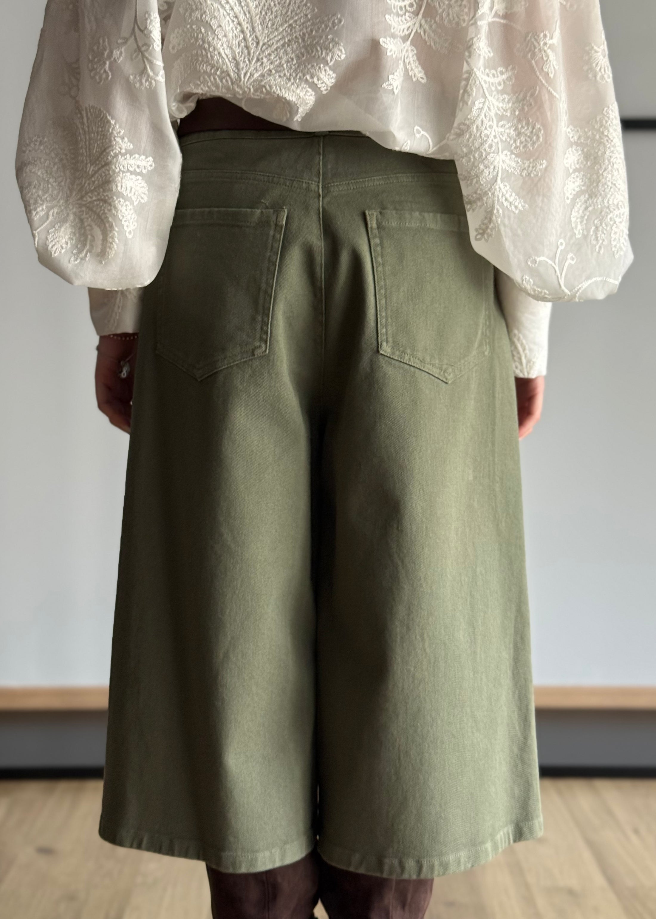 Bermuda ZAHJR militare