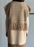 Carica l'immagine nel visualizzatore della galleria, Gilet KONTATTO in maglia bouclé
