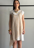 Carica l'immagine nel visualizzatore della galleria, Abito KIKISIX con top in pizzo e t-shirt
