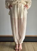 Carica l'immagine nel visualizzatore della galleria, Pantalone PHILIALOFT balloon panna leggero
