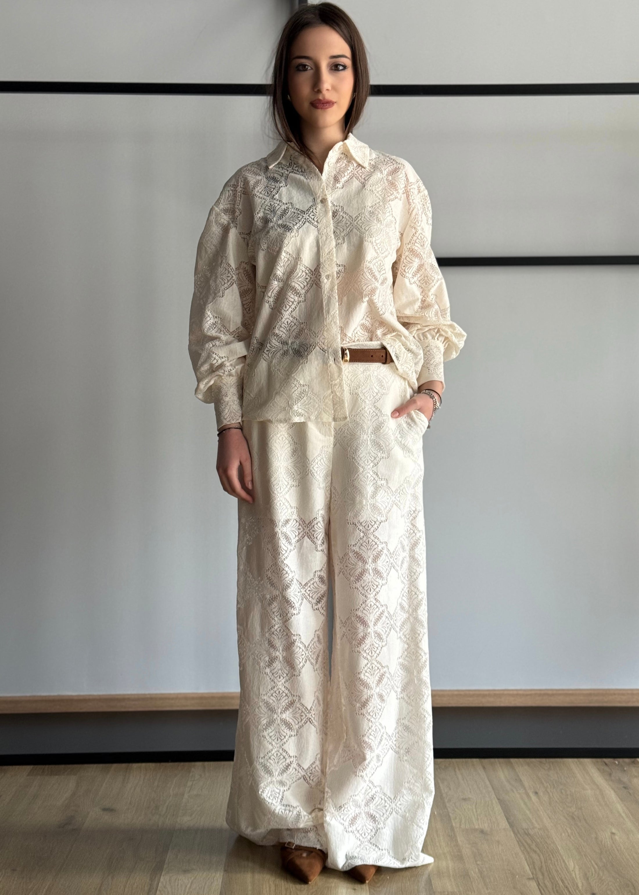 Camicia ZAHJR in pizzo ricamato