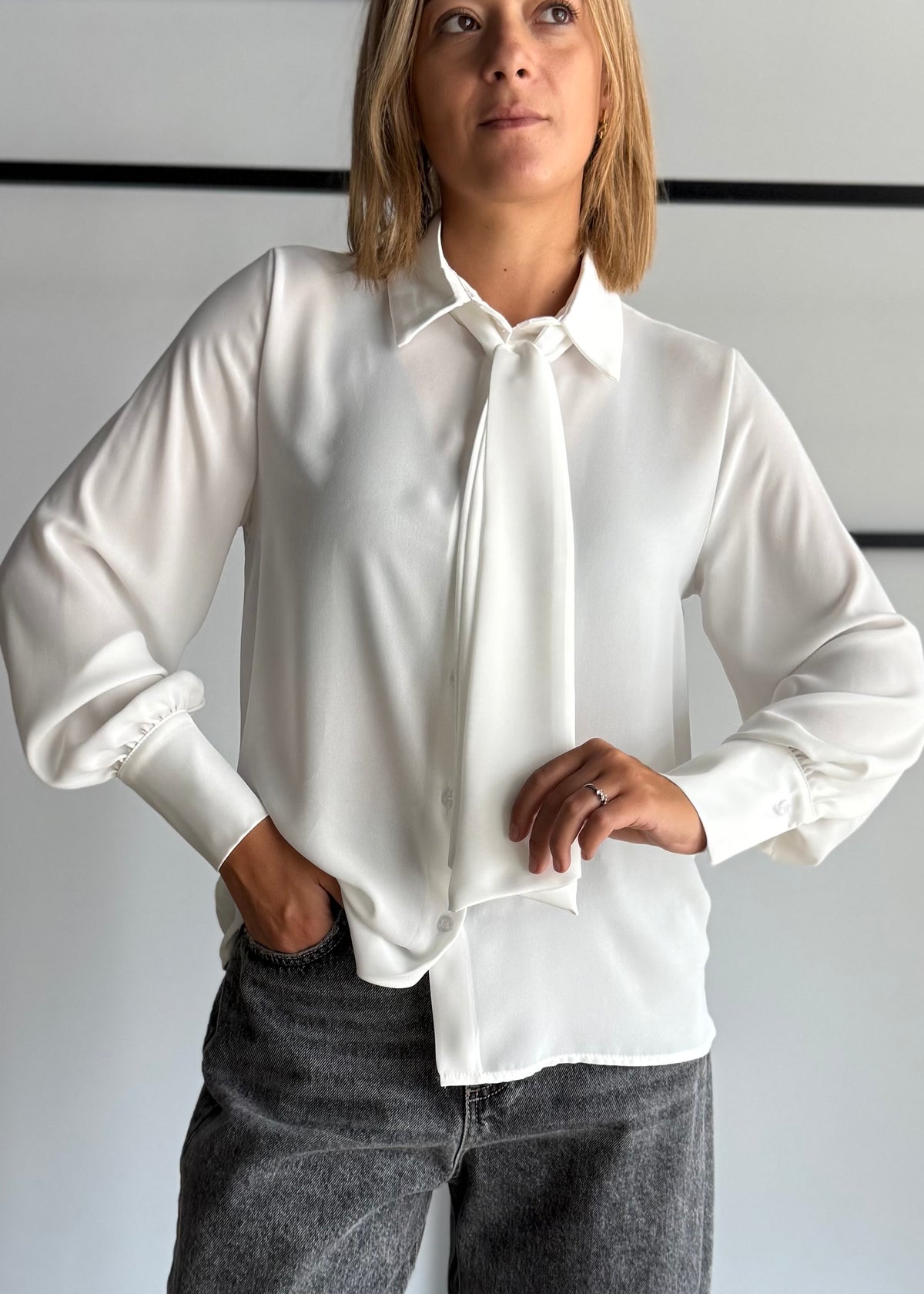 Camicia bianca con fiocco - ZAHJR