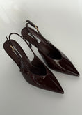 Carica l'immagine nel visualizzatore della galleria, Décolleté slingback vernice
