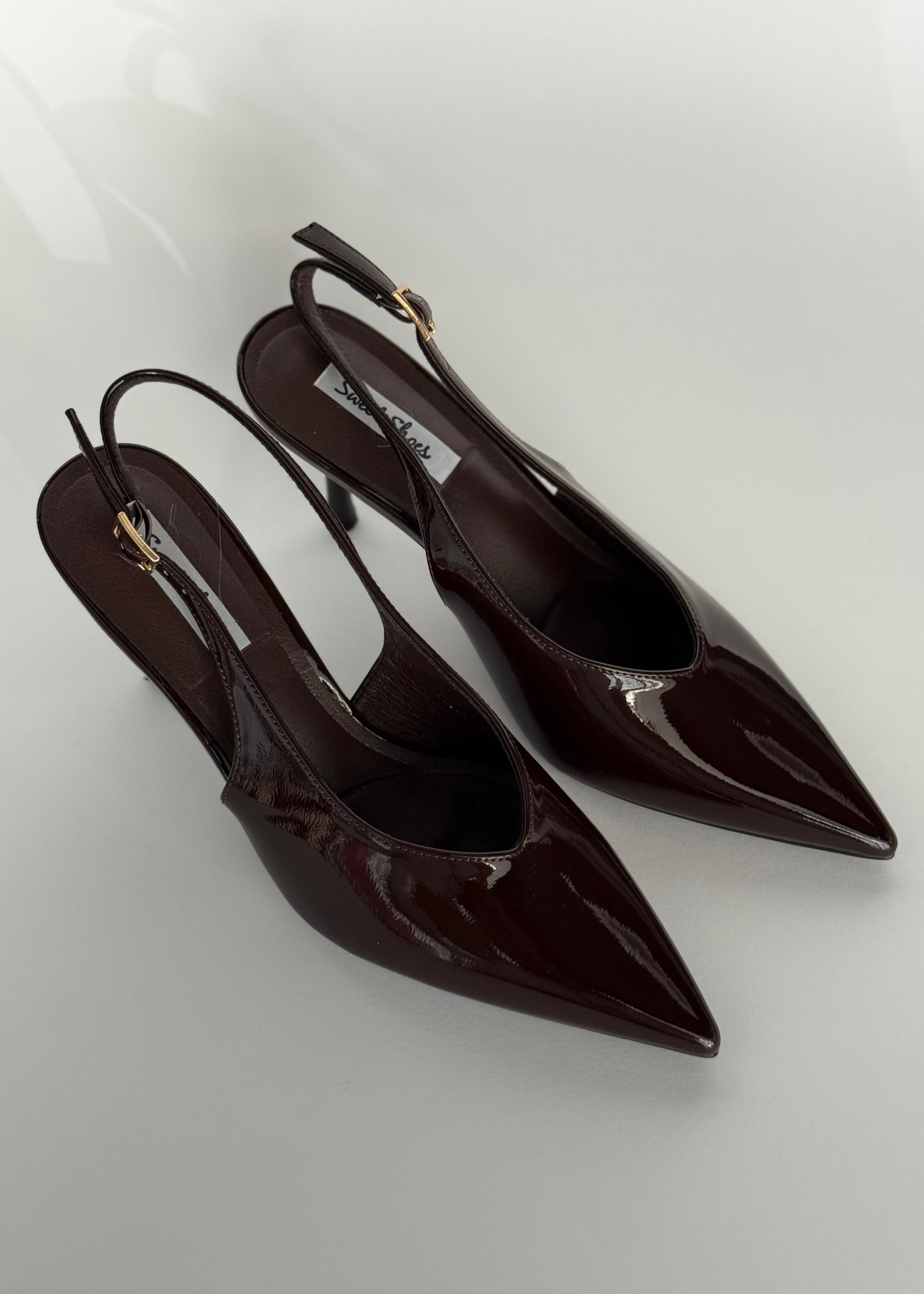 Décolleté slingback vernice