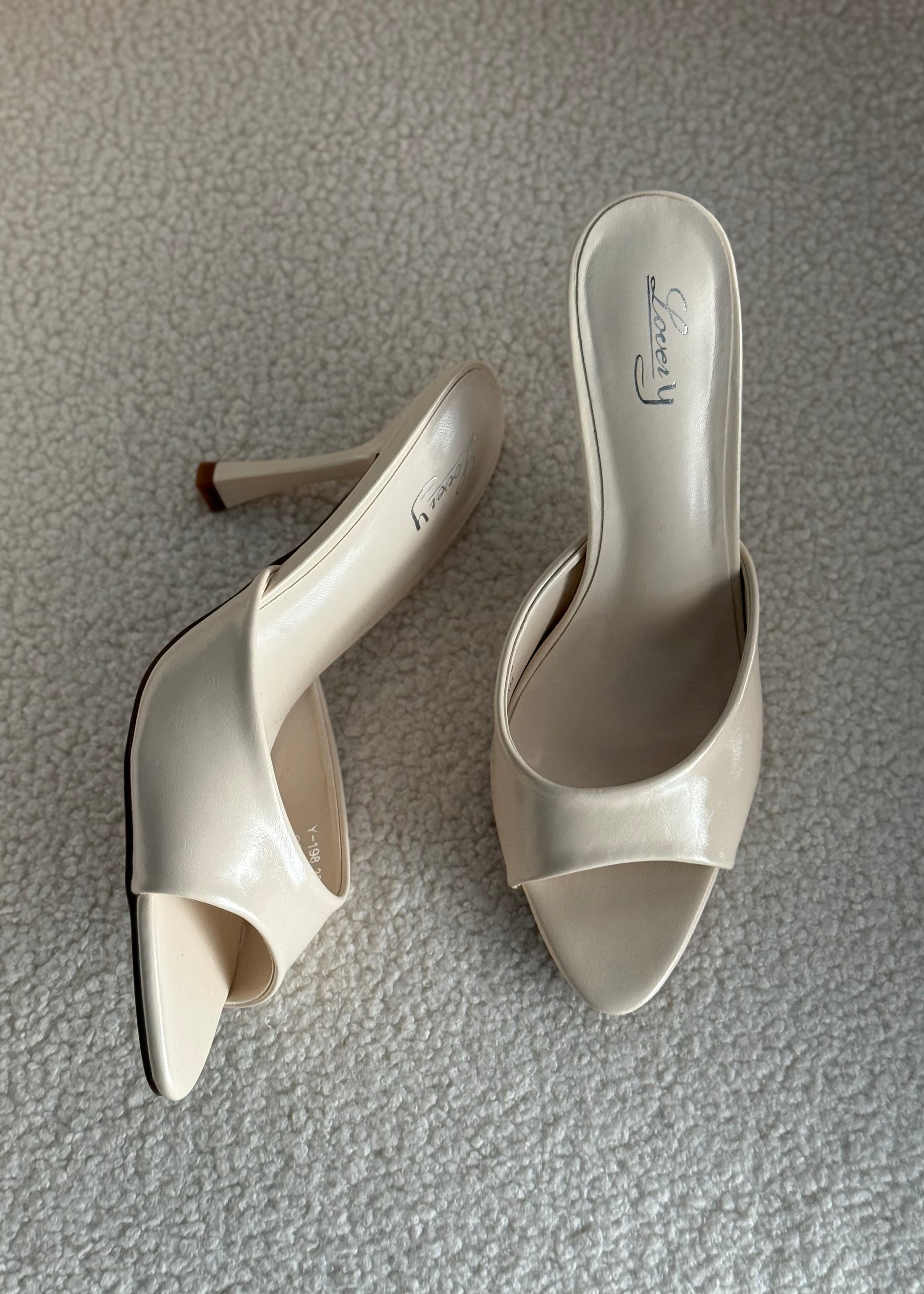 Sandali mule THEVICE crema