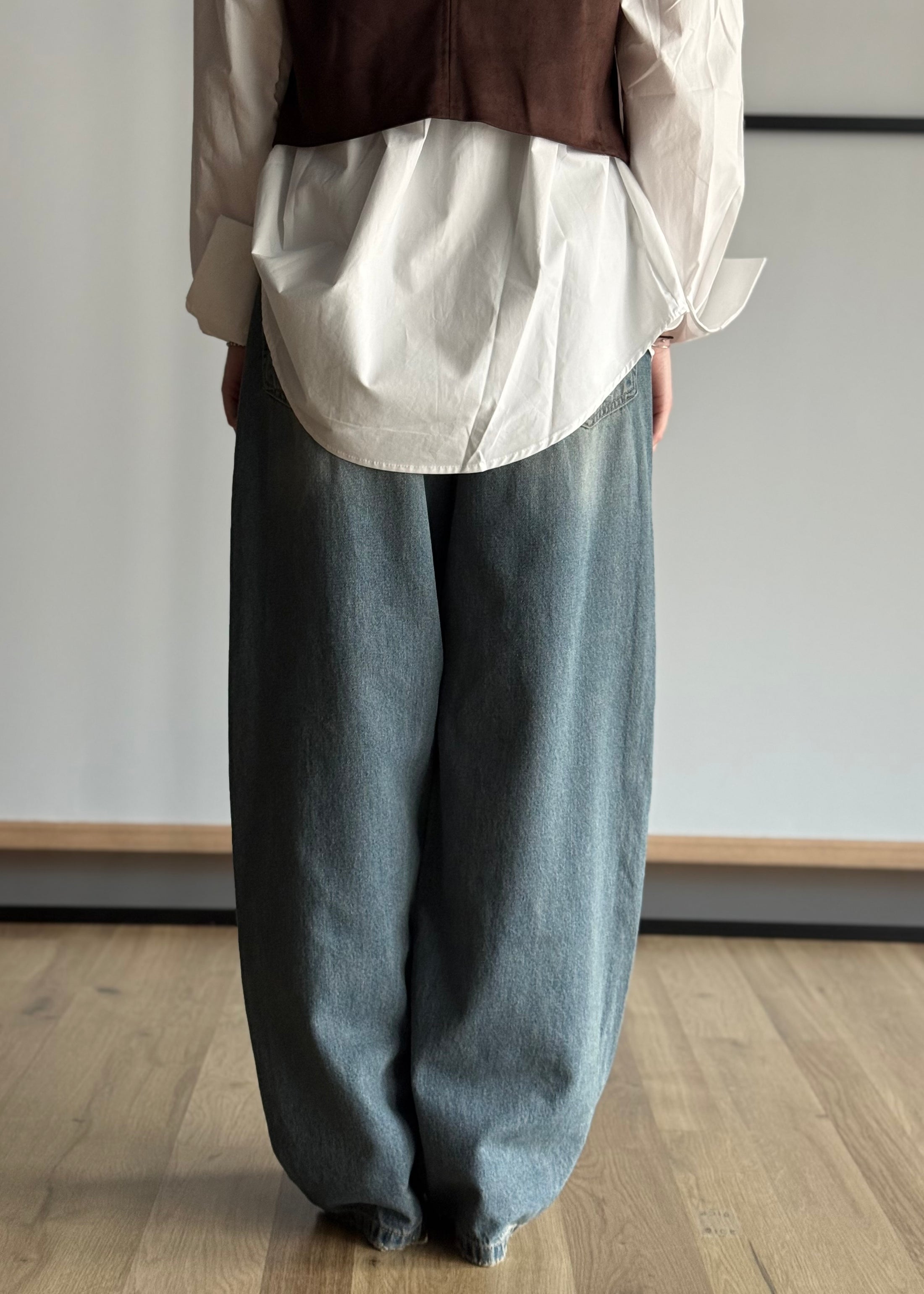 Jeans KONTATTO modello wide leg