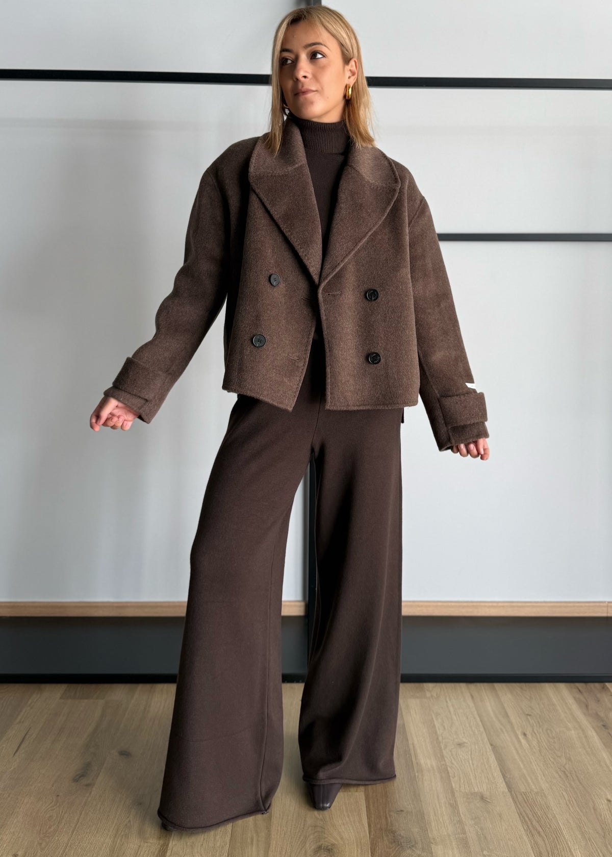 Cappotto corto doppiopetto con maxi revers - KONTATTO