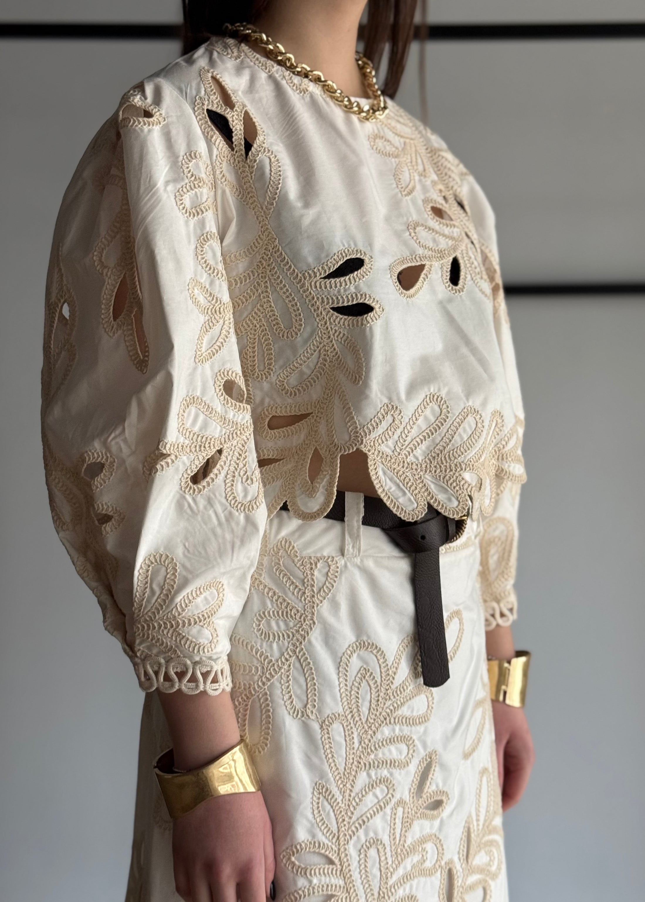 Camicia cropped PHILIALOFT ricamata