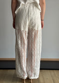 Carica l'immagine nel visualizzatore della galleria, Pantalone  ZAHJR crochet panna
