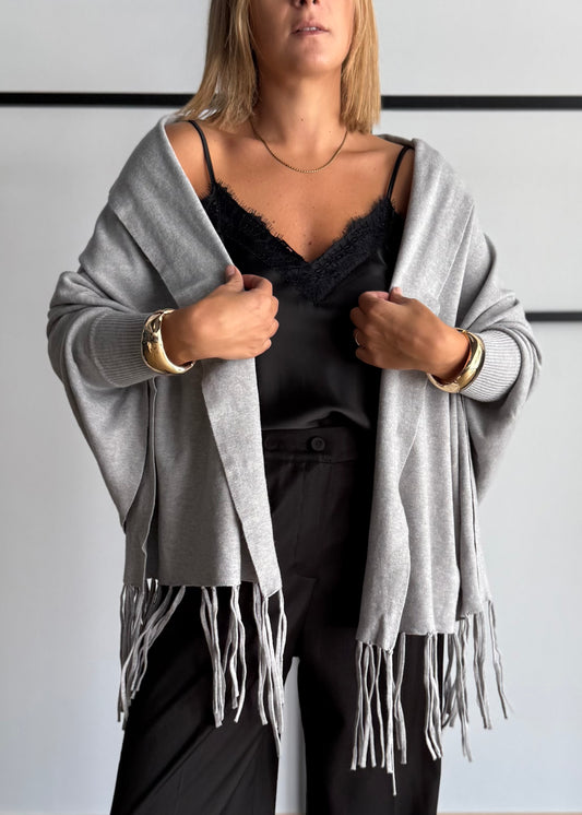 Mantella in maglia grigio con frange - ZAHJR