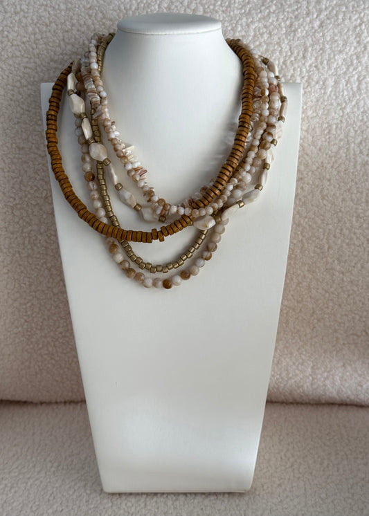 Collana multifilo beige e legno
