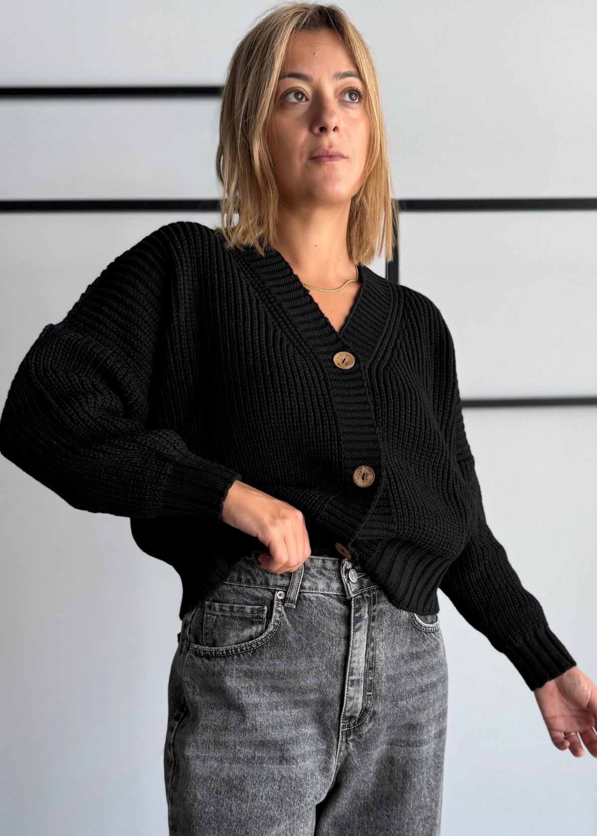 Cardigan chunky nero con bottoni - ZAHJR