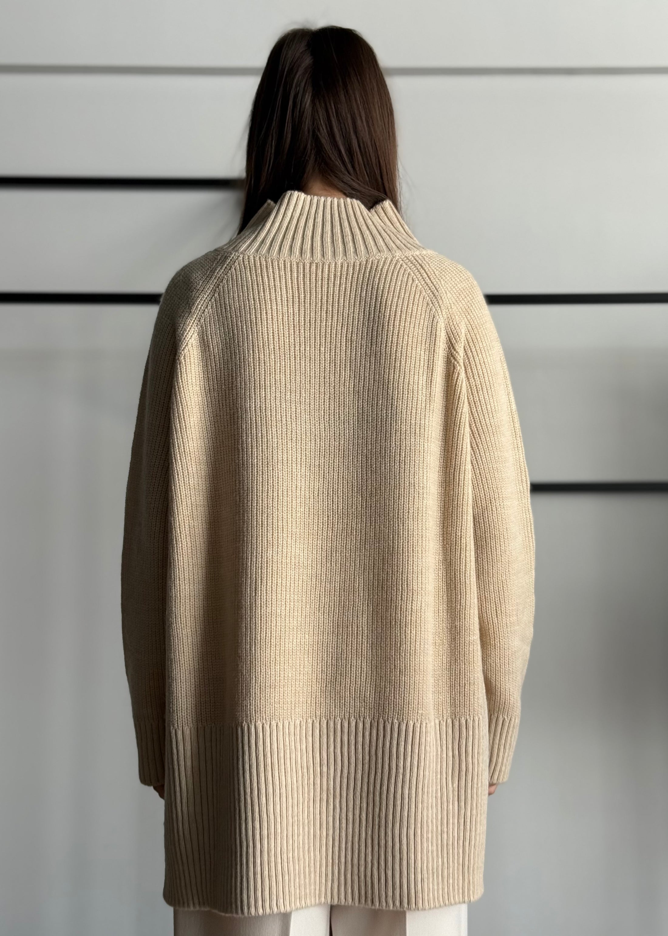 Maglia dolcevita a coste laterali -KONTATTO