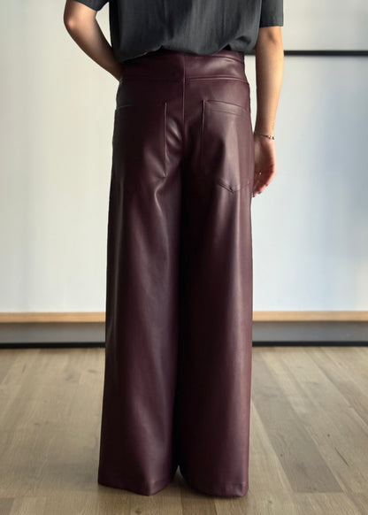 Pantalone dritto in ecopelle -ZAHJR