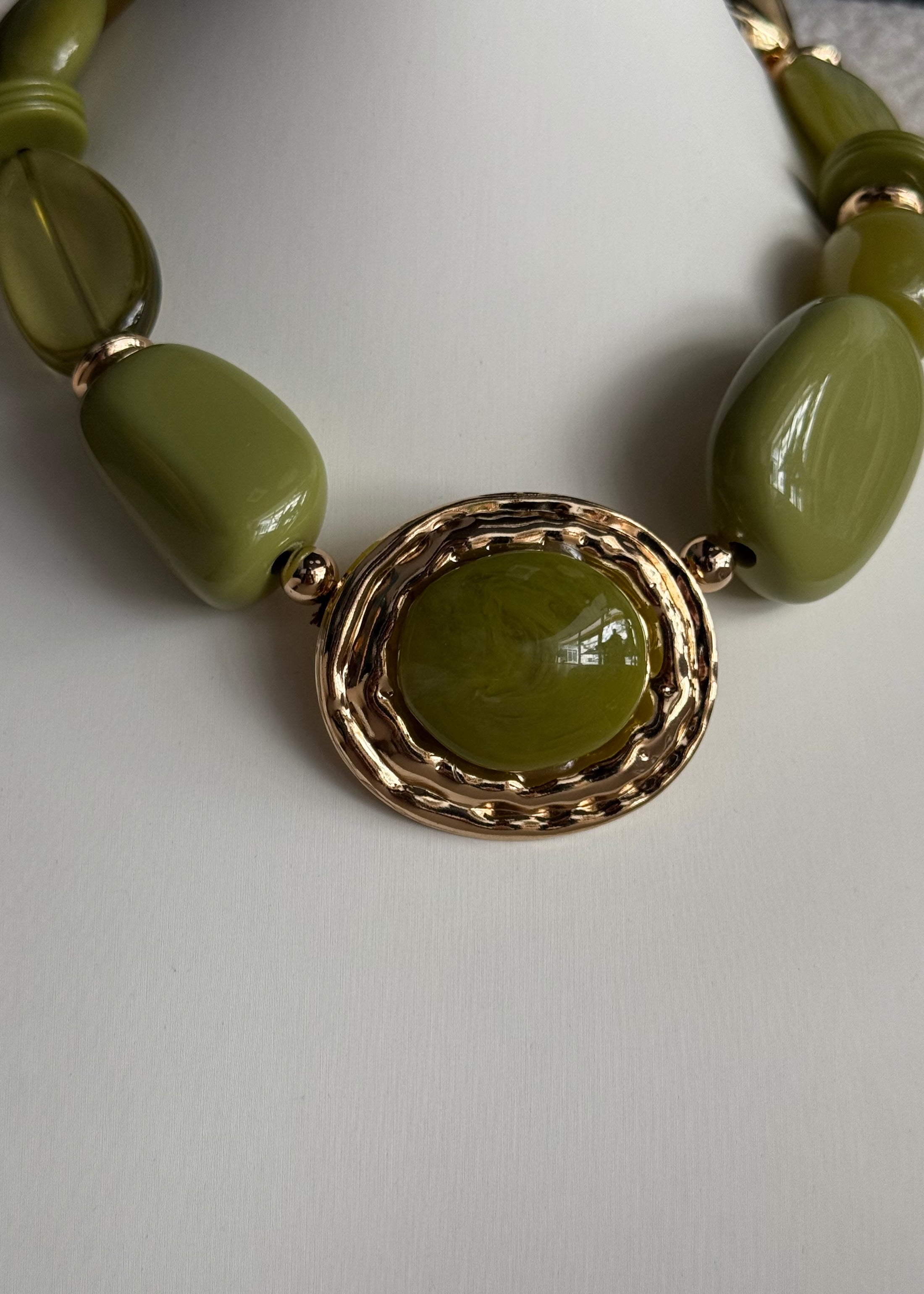 Collana THEVICE verde oliva