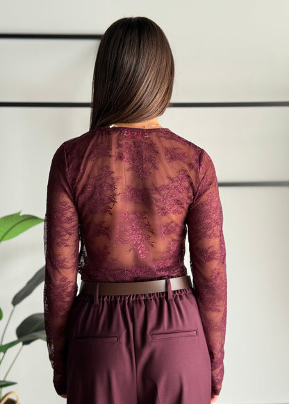 Maglia in pizzo -KONTATTO