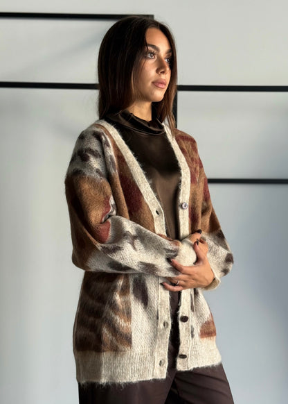 Cardigan morbido in fantasia animalier e geometrica -KONTATTO