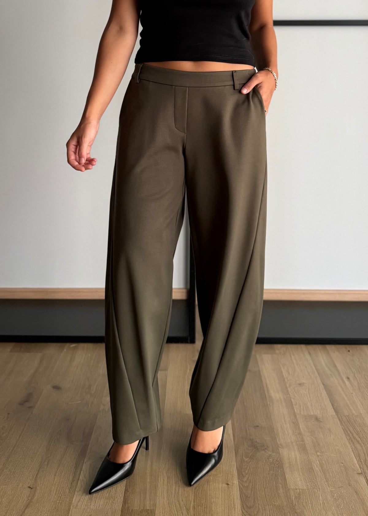 Pantalone balloon militare in punto milano - KONTATTO