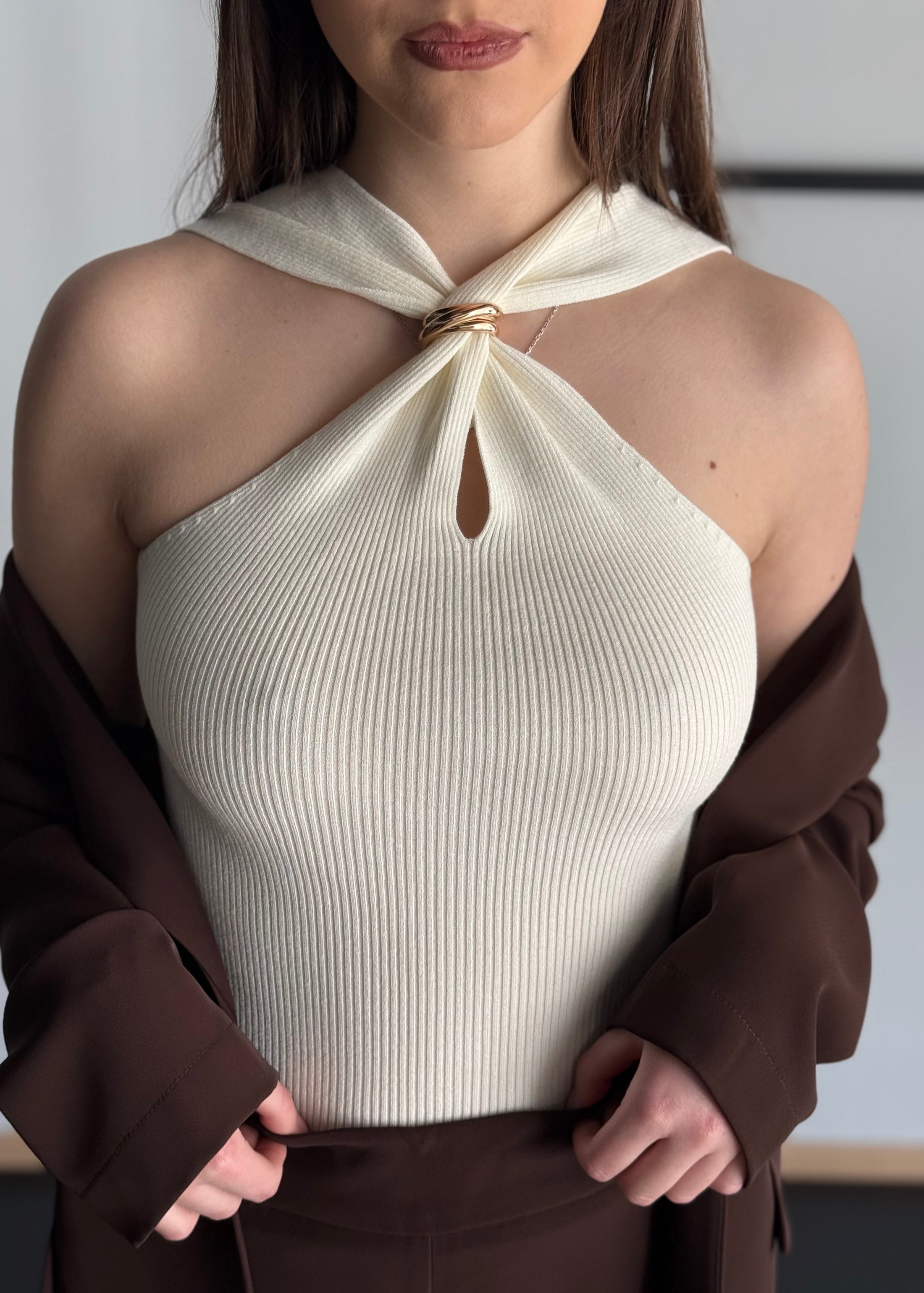 Top KONTATTO panna con incrocio