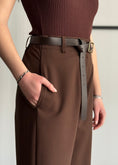 Carica l'immagine nel visualizzatore della galleria, Pantalone ZAHJR moro con cintura
