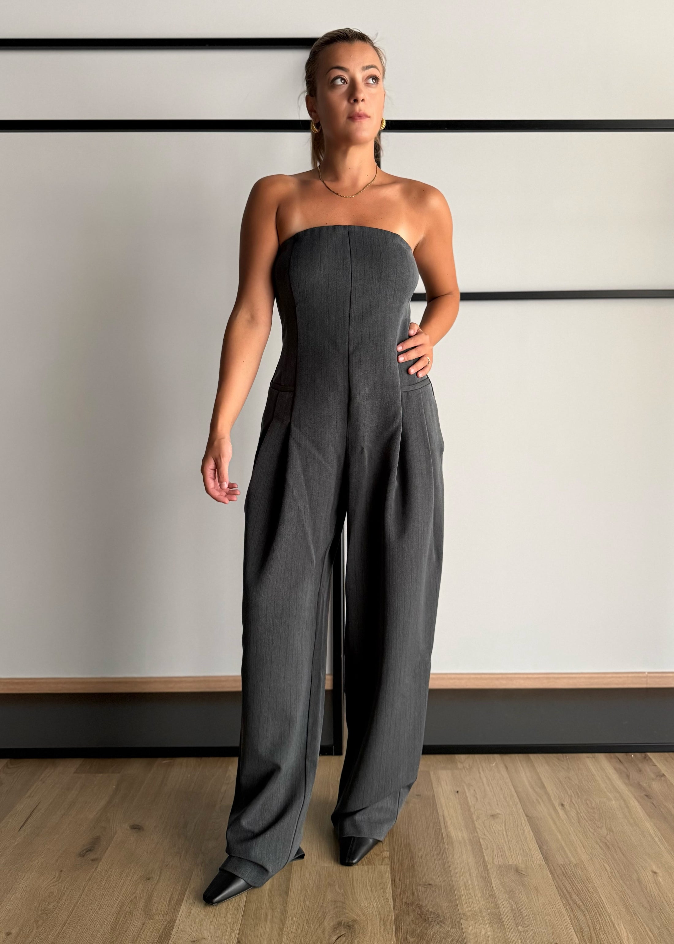 Tuta grigia gessata bustier - KONTATTO