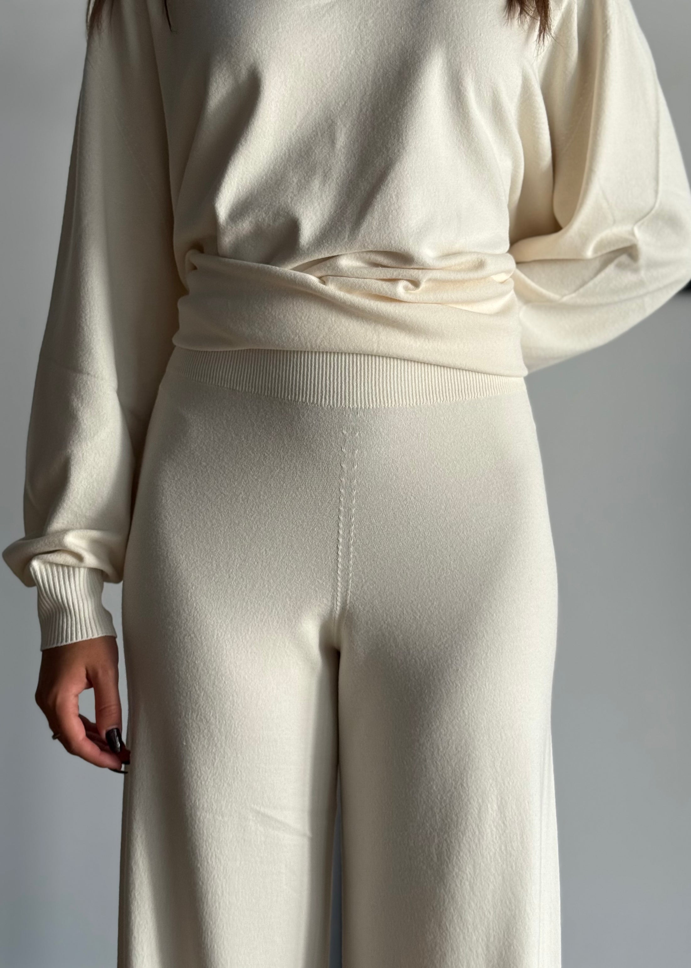 Pantaloni a palazzo -KONTATTO