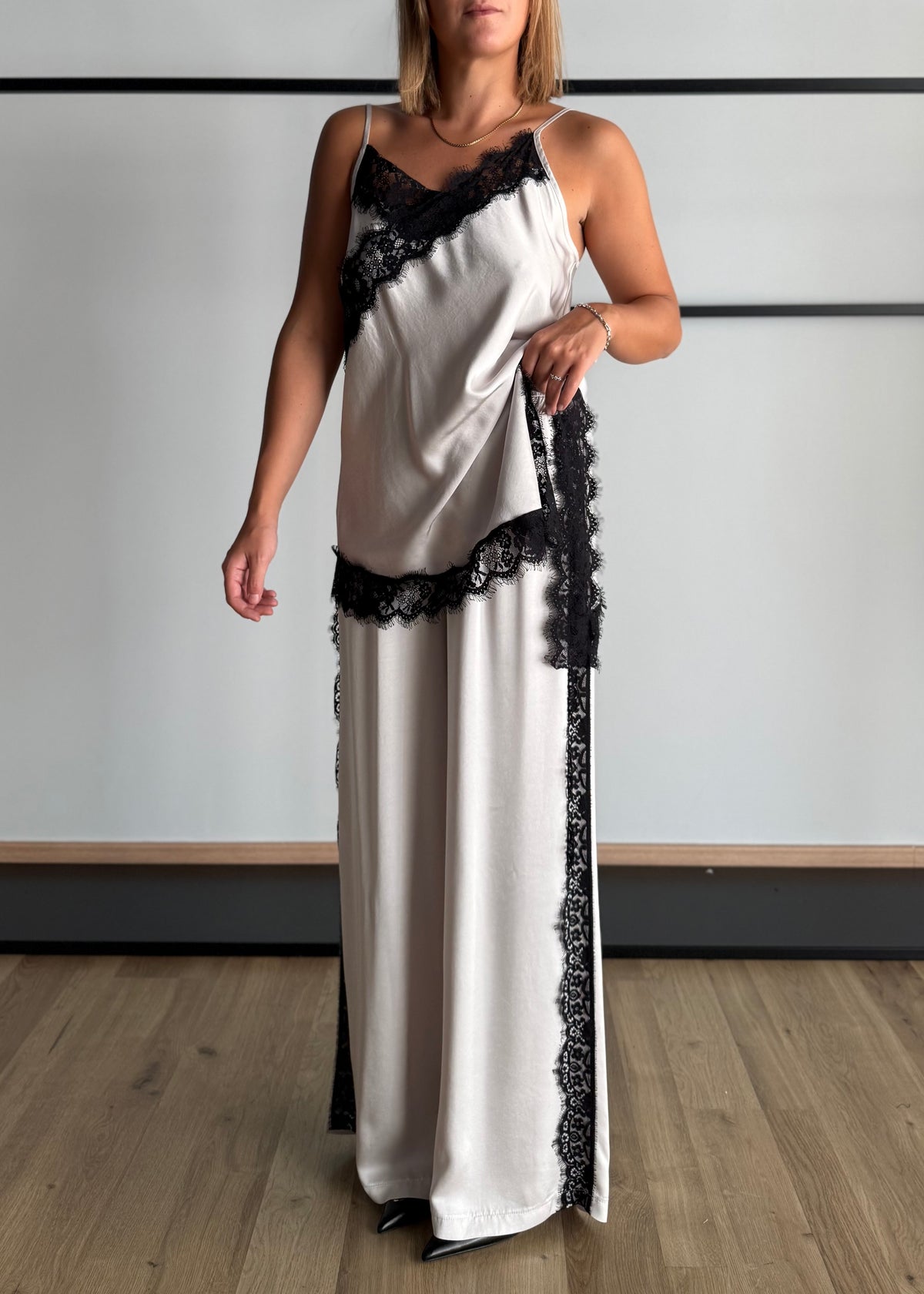 Top lingerie latte con pizzo a contrasto - ZAHJR