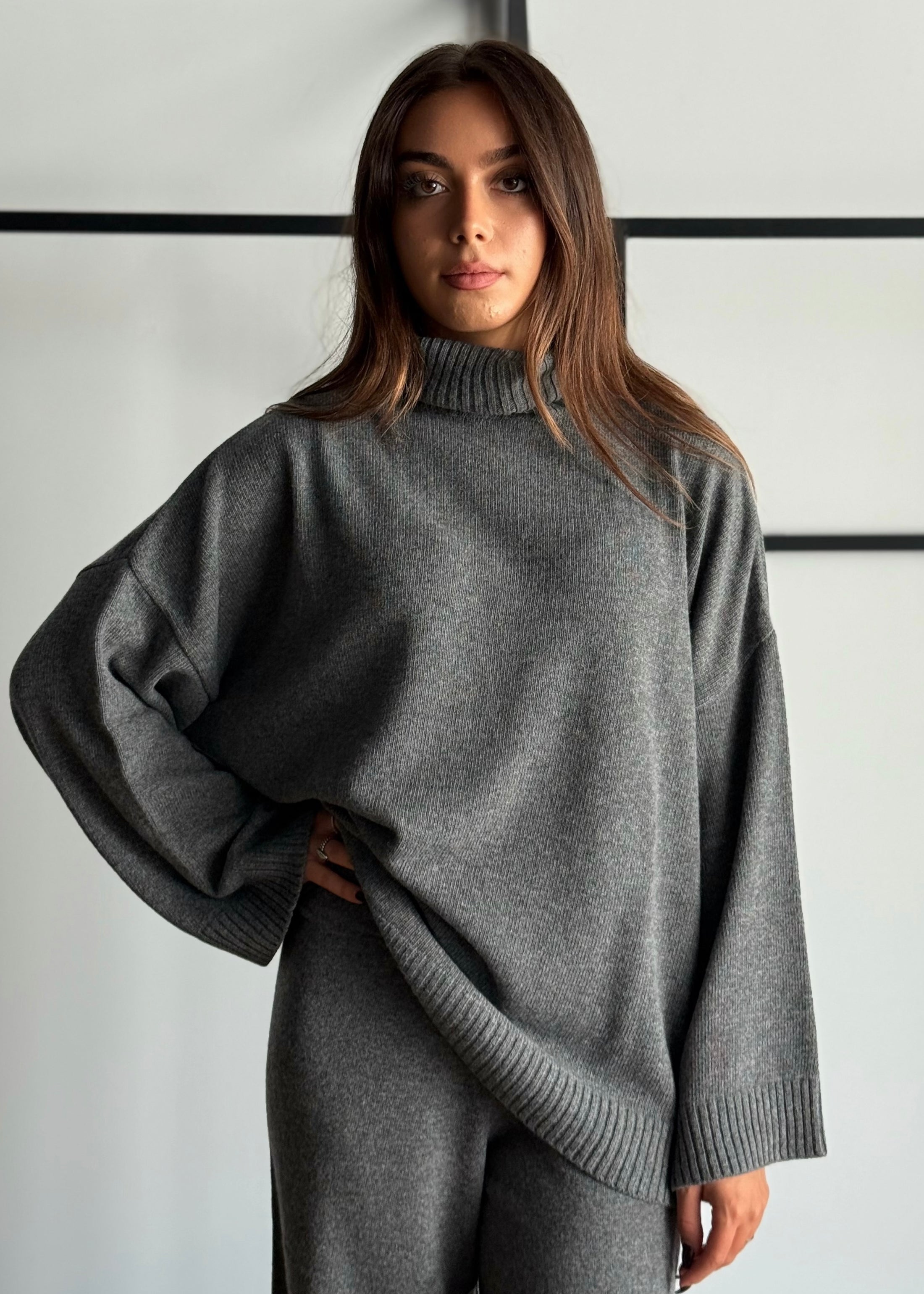 Maglia dolcevita oversize -KONTATTO