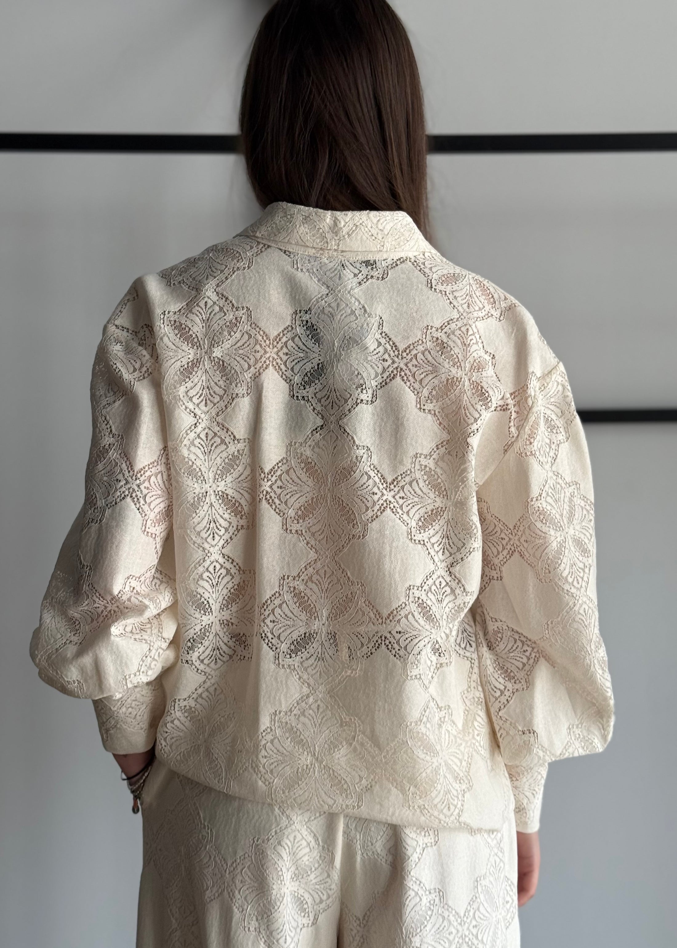 Camicia ZAHJR in pizzo ricamato