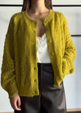 Carica l'immagine nel visualizzatore della galleria, Cardigan in mohair -KONTATTO
