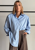 Carica l'immagine nel visualizzatore della galleria, Camicia oversize a righe
