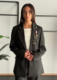 Carica l'immagine nel visualizzatore della galleria, Blazer monopetto con spille in stile militare -ZAHJR
