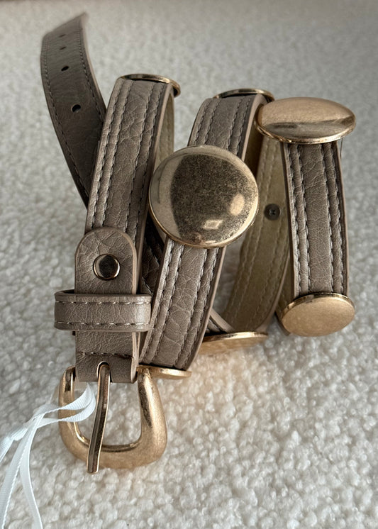 Cintura THEVICE beige con borchie oro