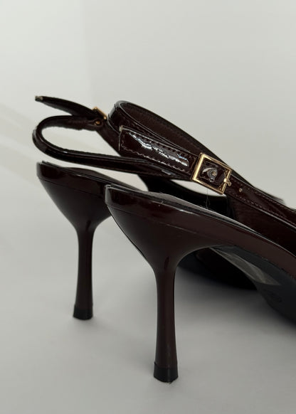 Décolleté slingback vernice