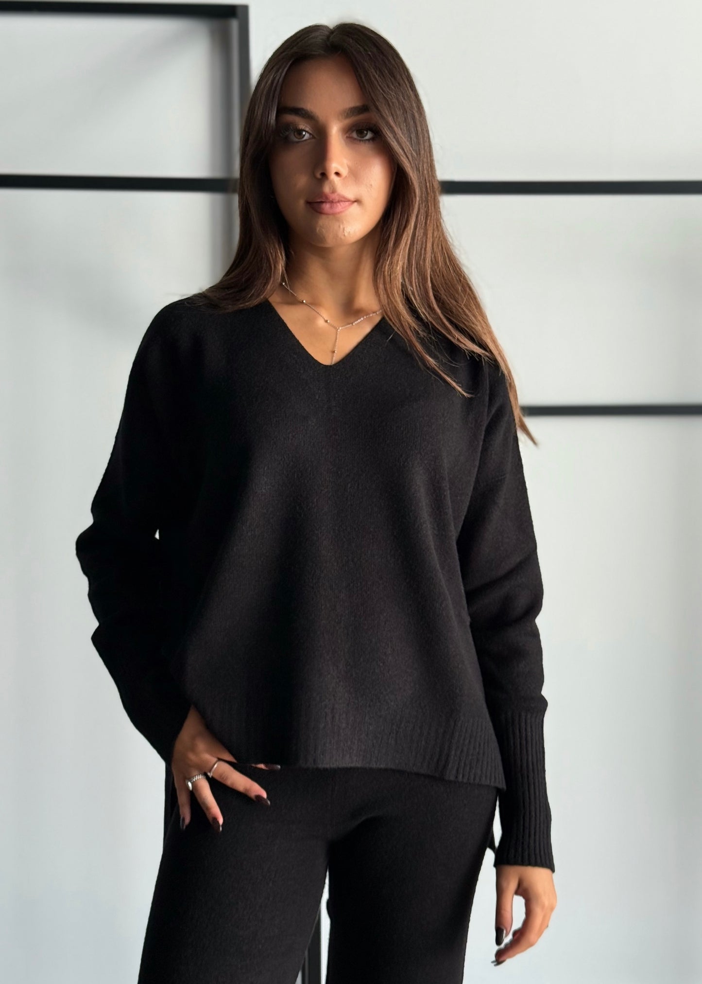 Maglia scollo a V -KONTATTO