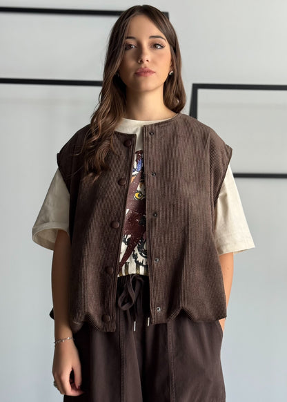 Gilet in velluto a coste con bottoni