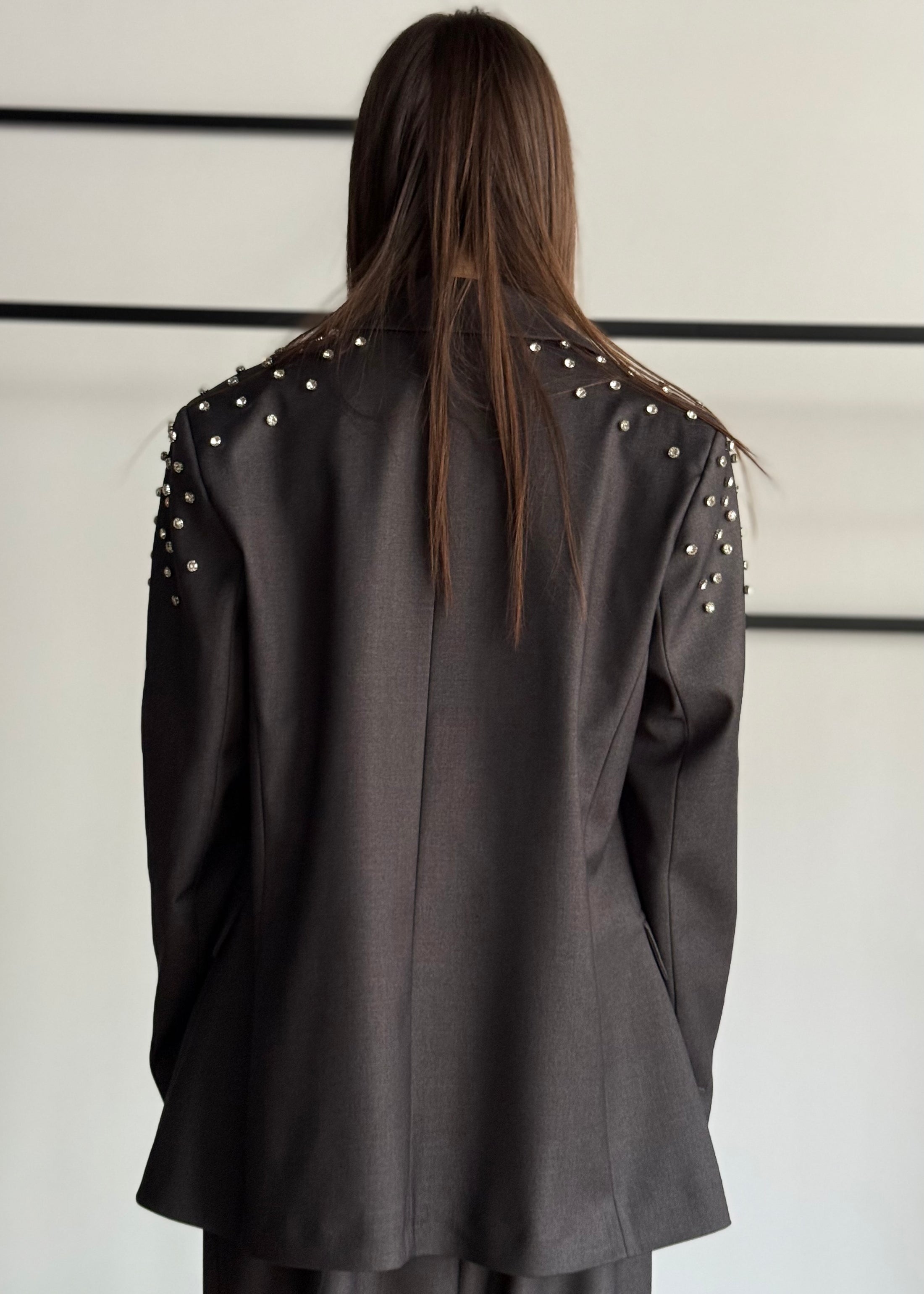 Blazer ZAHJR con spalle tempestate di strass
